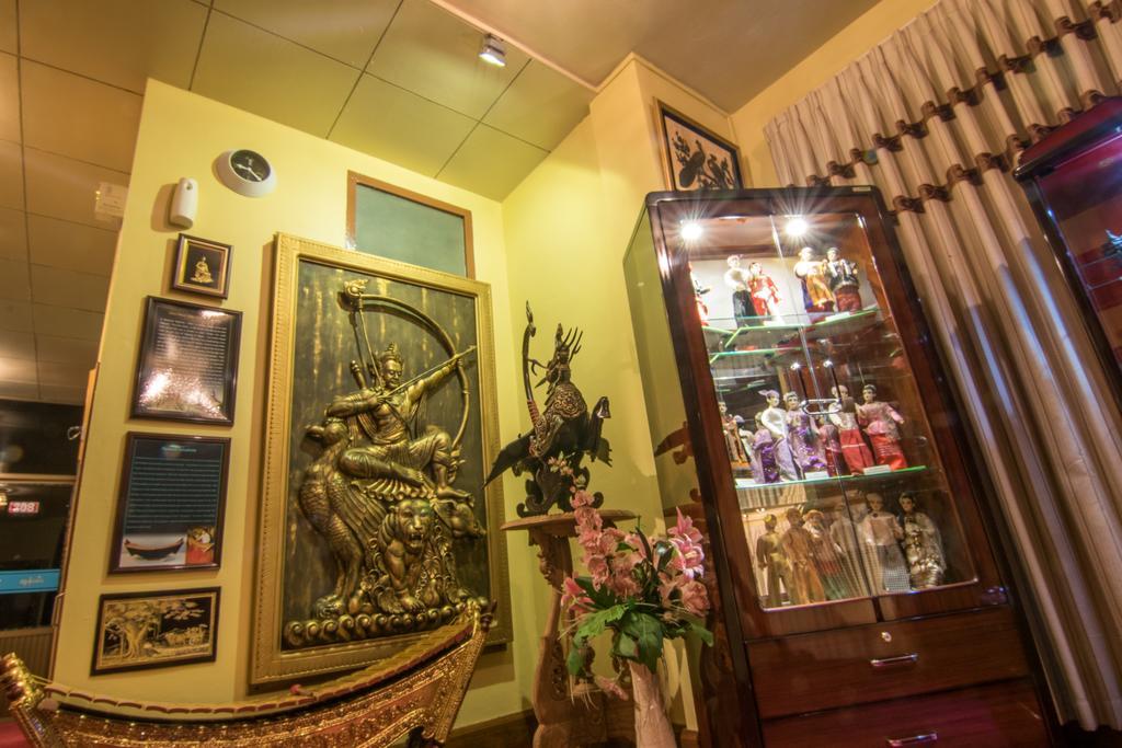 Cinderella Hotel Mawlamyine Exterior photo